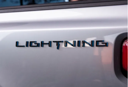 mobil listrik Ford F-150 Lightning