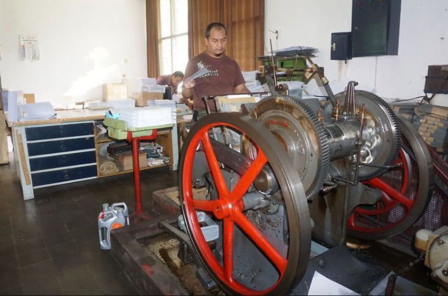 mesin cetak al quran braile di bandung sudah tua